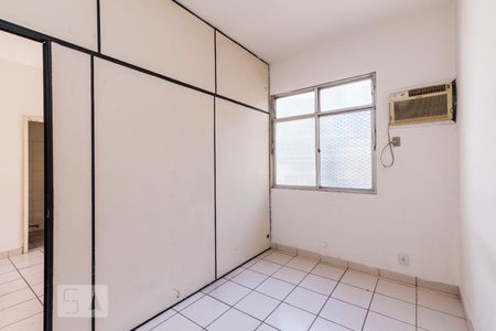 Quarto de kitnet/studio à venda com 1 quarto, 37m² em Centro, Rio de Janeiro