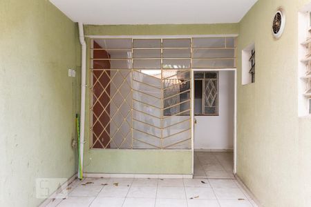Fachada interna de casa à venda com 4 quartos, 130m² em Quinta da Paineira, São Paulo