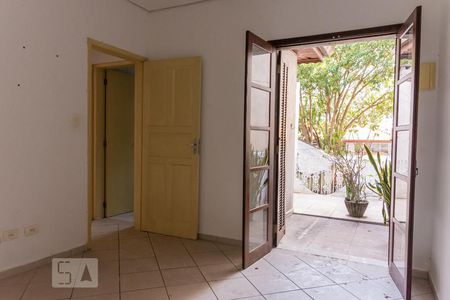 Quarto 1 de casa para alugar com 2 quartos, 100m² em Quinta da Paineira, São Paulo