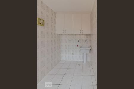 Área de Serviço de apartamento para alugar com 3 quartos, 87m² em Vila Humaitá, Santo André