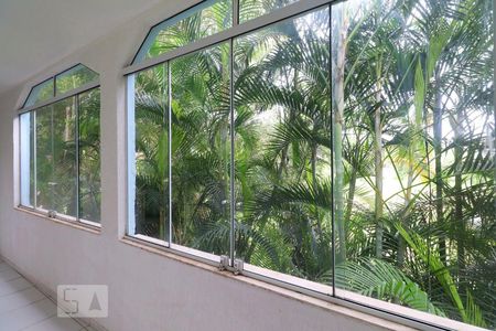 Casa de condomínio à venda com 480m², 3 quartos e 3 vagasVaranda da Suíte 2