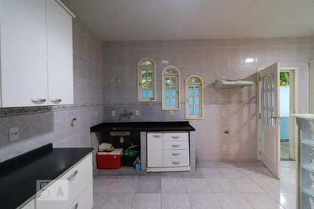 Casa de condomínio à venda com 480m², 3 quartos e 3 vagasCozinha