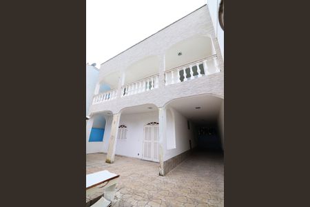 Casa de condomínio à venda com 480m², 3 quartos e 3 vagasFachada