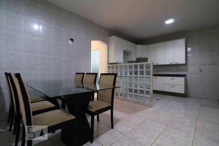 Casa de condomínio à venda com 480m², 3 quartos e 3 vagasCozinha