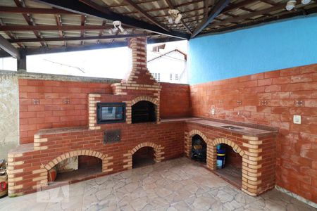 Casa de condomínio à venda com 480m², 3 quartos e 3 vagasChurrasqueira