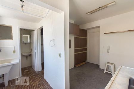 Cozinha/Area de serviço de apartamento para alugar com 2 quartos, 75m² em Vila Olímpia, São Paulo