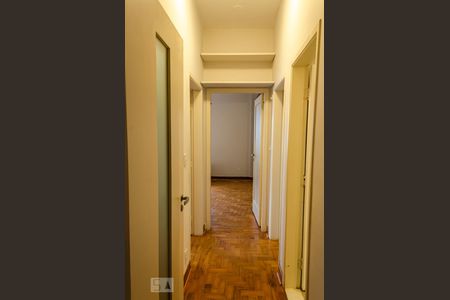 Corredor de apartamento à venda com 2 quartos, 100m² em Bela Vista, São Paulo