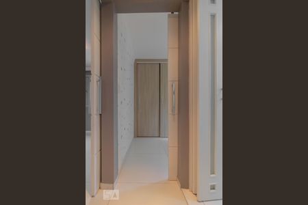 Corredor de apartamento à venda com 2 quartos, 50m² em Jardim São Savério, São Paulo