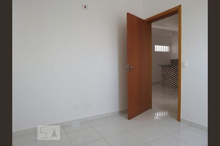 Quarto 2 de apartamento para alugar com 2 quartos, 56m² em Rio Pequeno, São Paulo