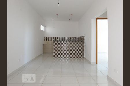 Sala de apartamento para alugar com 2 quartos, 56m² em Rio Pequeno, São Paulo