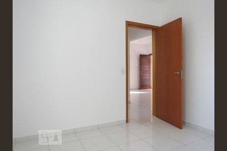 Quarto 1 de apartamento para alugar com 2 quartos, 56m² em Rio Pequeno, São Paulo