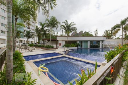 Apartamento para alugar com 38m², 1 quarto e 1 vagaPiscina