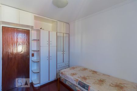 Quarto 1 de apartamento para alugar com 2 quartos, 54m² em Vila Sílvia, São Paulo