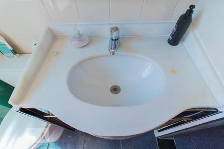 Detalhe banheiro de apartamento à venda com 2 quartos, 54m² em Vila Sílvia, São Paulo