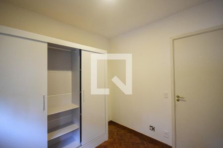 Apartamento para alugar com 68m², 2 quartos e 1 vagaQuarto