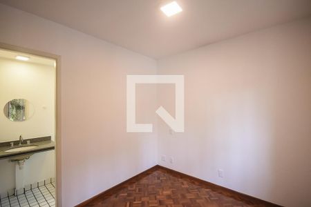 Apartamento para alugar com 68m², 2 quartos e 1 vagaSuíte