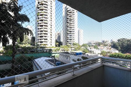 Varanda de apartamento para alugar com 2 quartos, 68m² em Paraíso do Morumbi, São Paulo