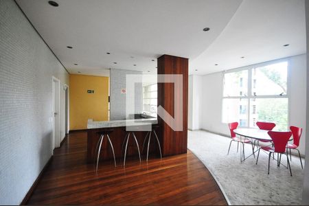 Apartamento para alugar com 68m², 2 quartos e 1 vagaÁrea comum