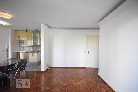 Sala de apartamento para alugar com 2 quartos, 68m² em Paraíso do Morumbi, São Paulo