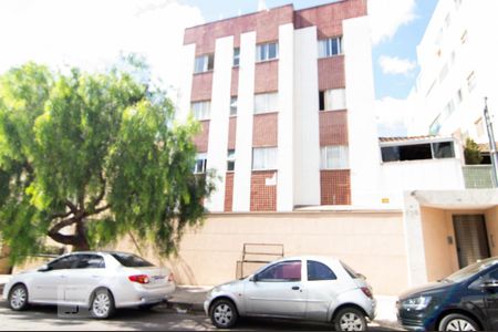 Fachada de apartamento para alugar com 2 quartos, 58m² em Castelo, Belo Horizonte