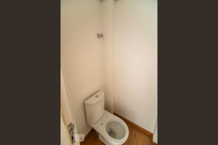 Lavabo de casa para alugar com 4 quartos, 300m² em Vila Regente Feijó, São Paulo