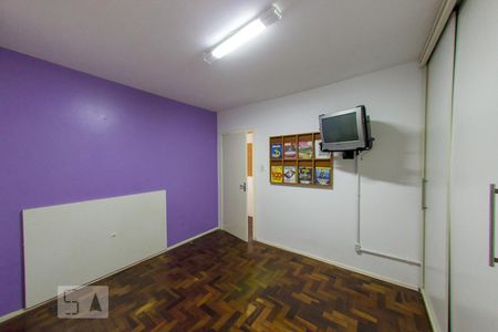 Quarto 2 de apartamento à venda com 2 quartos, 53m² em Medianeira, Porto Alegre