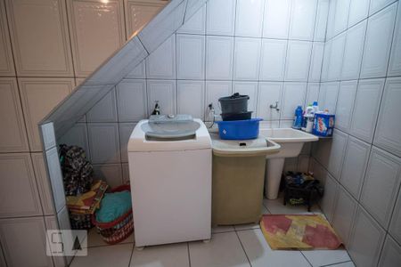 Casa à venda com 250m², 4 quartos e 4 vagas Casa à venda com 250m², 4 quartos e 4 vagasÁrea de Serviço