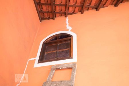 Casa à venda com 250m², 4 quartos e 4 vagas Casa à venda com 250m², 4 quartos e 4 vagasPorta do Sótão
