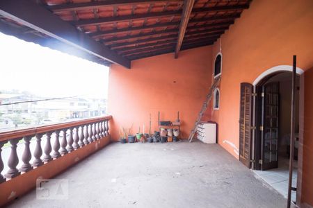 Casa à venda com 250m², 4 quartos e 4 vagas Casa à venda com 250m², 4 quartos e 4 vagasVaranda Suite