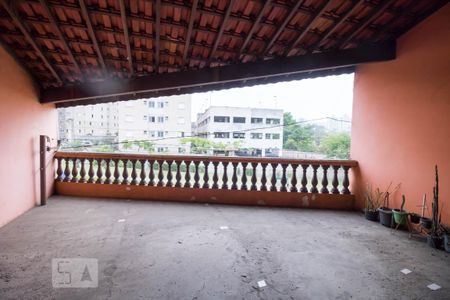 Casa à venda com 250m², 4 quartos e 4 vagas Casa à venda com 250m², 4 quartos e 4 vagasVaranda Suite