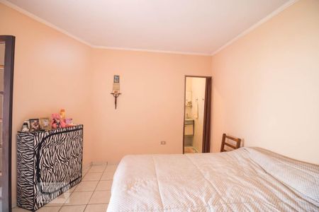 Casa à venda com 250m², 4 quartos e 4 vagas Casa à venda com 250m², 4 quartos e 4 vagasSuite