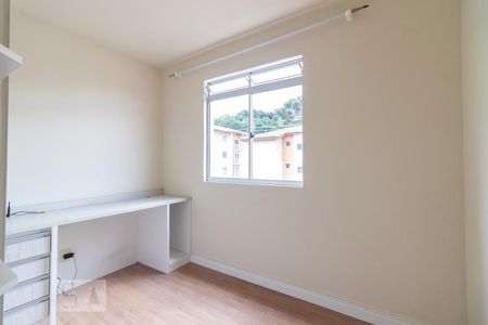 Quarto 1 de apartamento para alugar com 2 quartos, 47m² em Santa Cândida, Curitiba