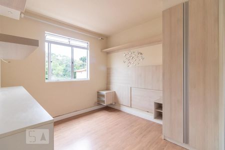 Quarto 2 de apartamento para alugar com 2 quartos, 47m² em Santa Cândida, Curitiba