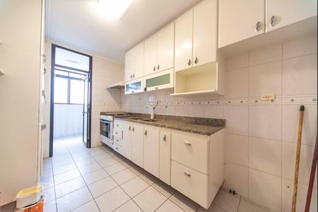 Apartamento à venda com 92m², 3 quartos e 2 vagasCozinha