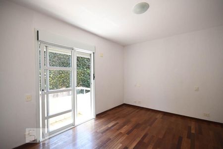 Casa de condomínio à venda com 456m², 3 quartos e 4 vagasSuíte 3