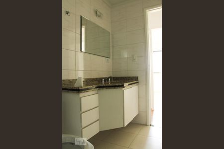 Banheiro de apartamento à venda com 3 quartos, 85m² em Empresarial 18 do Forte, Barueri