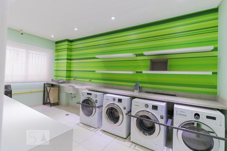 Apartamento à venda com 52m², 2 quartos e 1 vaga Apartamento à venda com 52m², 2 quartos e 1 vagaÁrea comum - Lavanderia