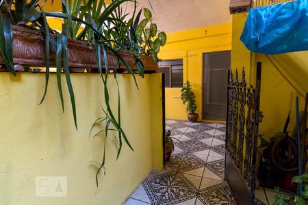 Casa à venda com 80m², 2 quartos e 1 vagaEntrada da casa