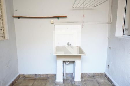 Casa para alugar com 85m², 2 quartos e 1 vagaÁrea de Serviço