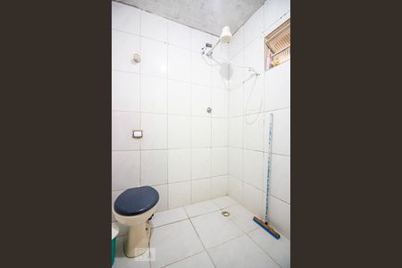 Banheiro  de casa para alugar com 2 quartos, 100m² em Jaguaribe, Osasco