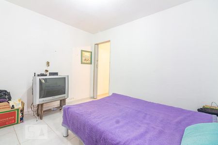 Quarto de casa para alugar com 2 quartos, 100m² em Jaguaribe, Osasco
