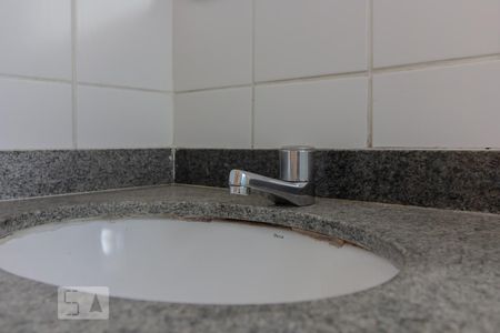 Banheiro de apartamento à venda com 2 quartos, 50m² em Vila Vera, São Paulo