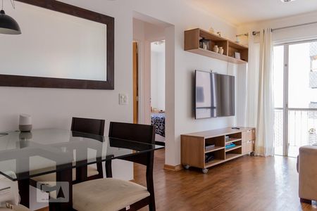 Sala de apartamento para alugar com 2 quartos, 56m² em Chácara Inglesa, São Paulo