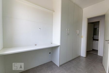 Quarto 1 de apartamento para alugar com 2 quartos, 70m² em Centro, Niterói