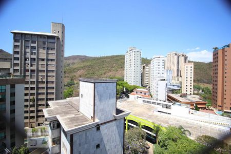 Apartamento para alugar com 160m², 4 quartos e 3 vagas Apartamento para alugar com 160m², 4 quartos e 3 vagasVista Cozinha