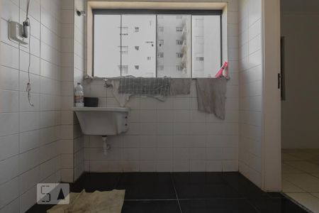 Apartamento à venda com 82m², 3 quartos e 1 vaga Apartamento à venda com 82m², 3 quartos e 1 vagaÁrea de serviço