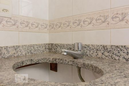 Apartamento à venda com 82m², 3 quartos e 1 vaga Apartamento à venda com 82m², 3 quartos e 1 vagaBanheiro Suíte