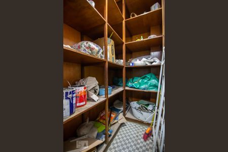 Apartamento para alugar com 107m², 2 quartos e 1 vaga Apartamento para alugar com 107m², 2 quartos e 1 vagaDispensa