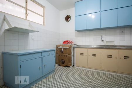 Cozinha de apartamento para alugar com 2 quartos, 107m² em Paraíso, São Paulo