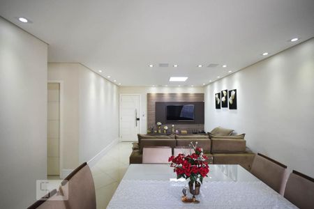Sala de apartamento para alugar com 3 quartos, 133m² em Parque Reboucas, São Paulo